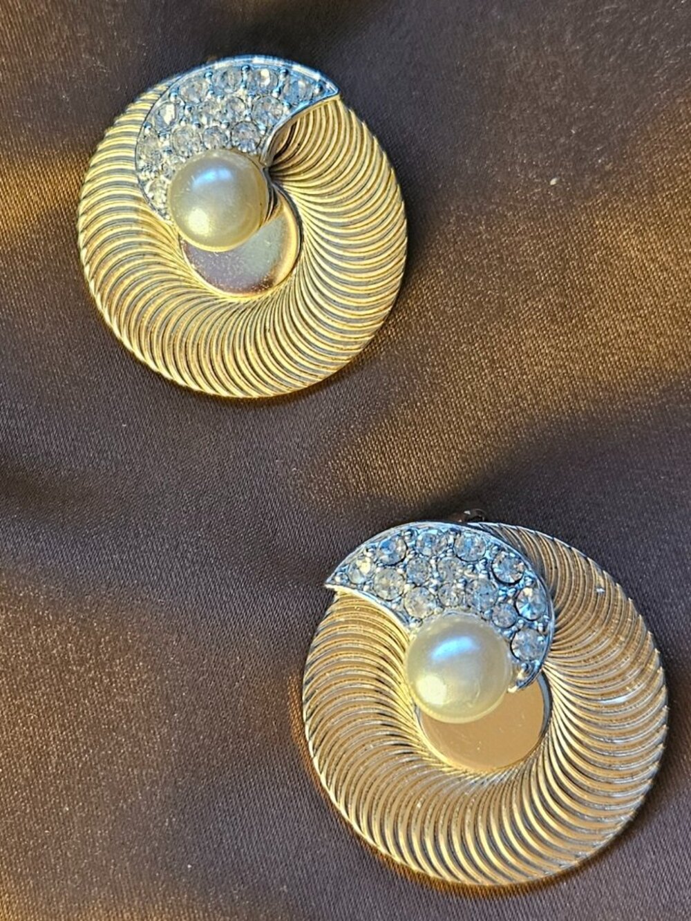 MARBOUX mid-century gold-tone crystal and pearlesque pearlesque earrings